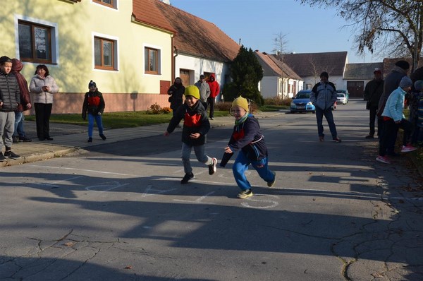Další