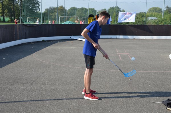Další
