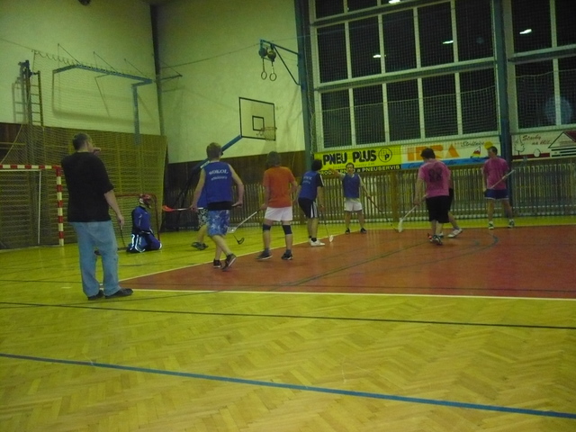 Další