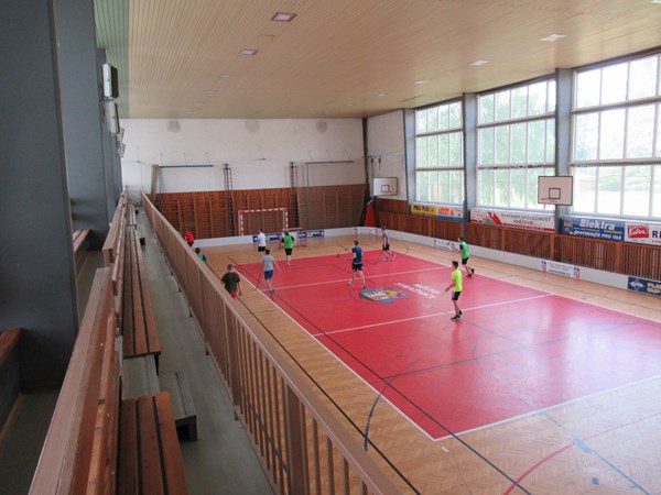 Další