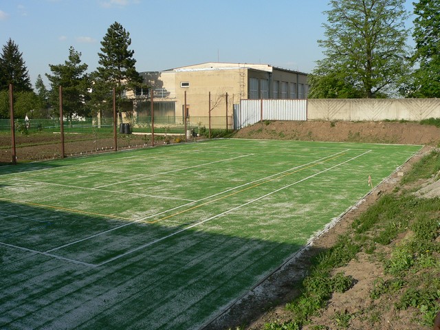 Další