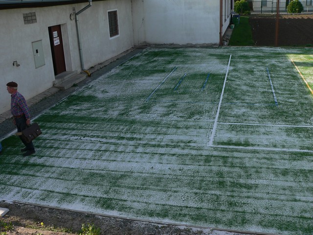 Další