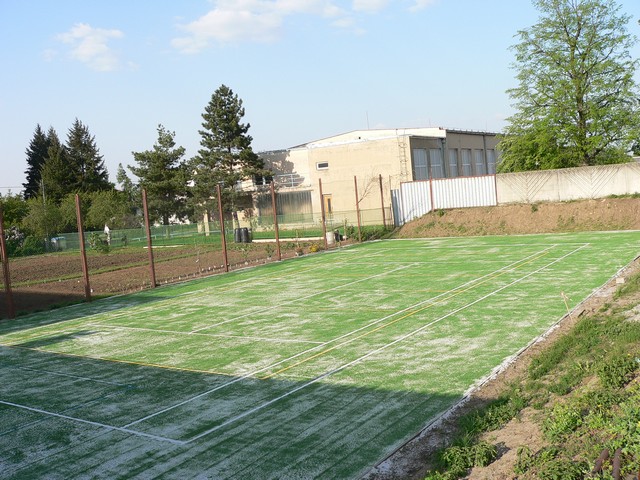 Další