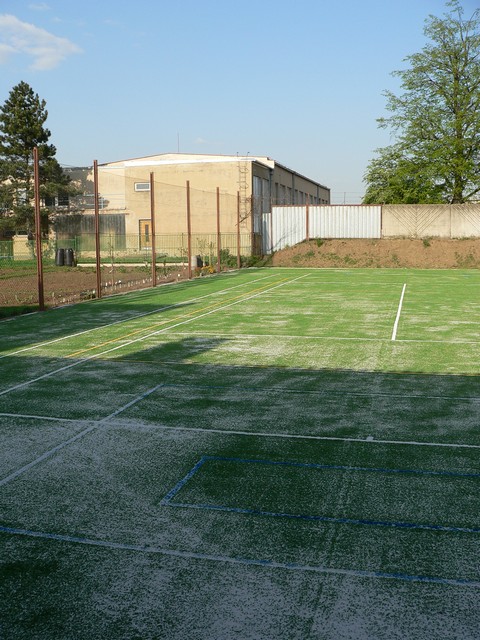 Další