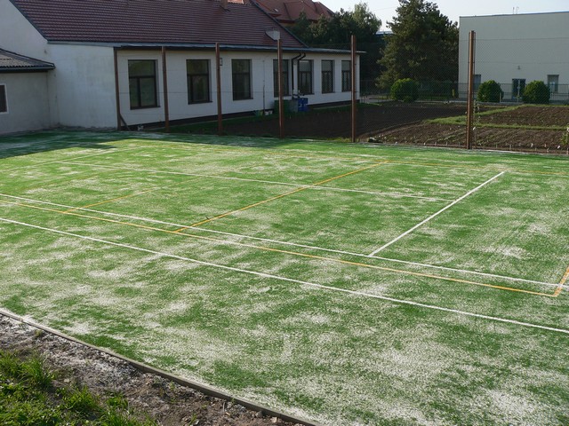 Další