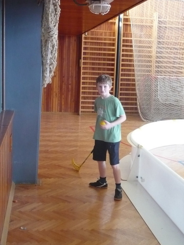 Další