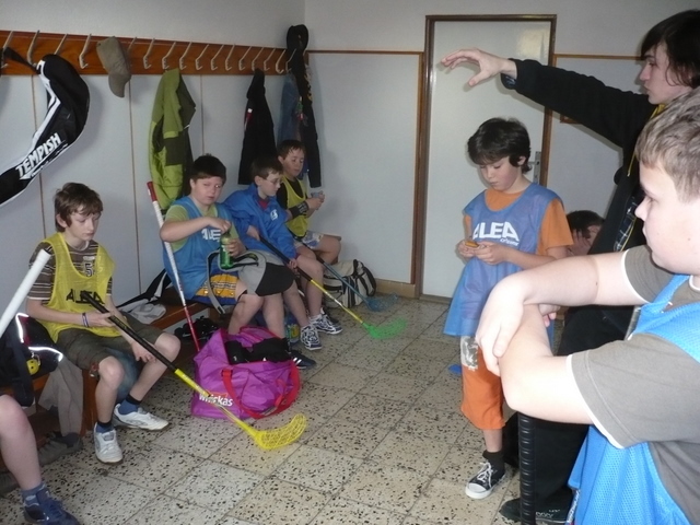 Další