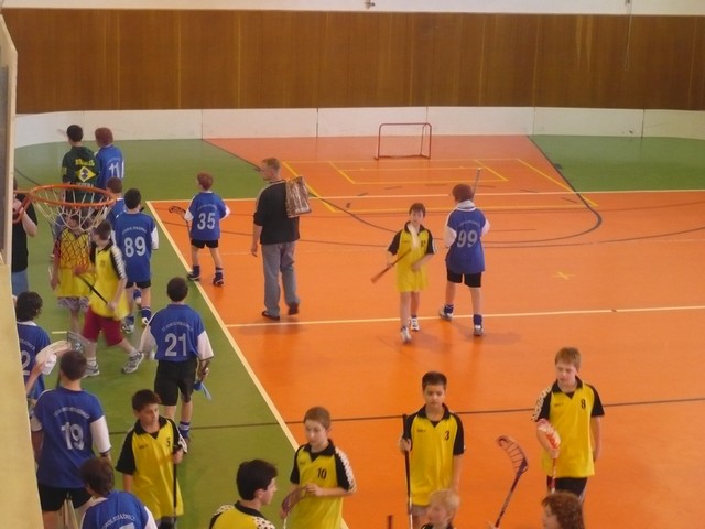 Další
