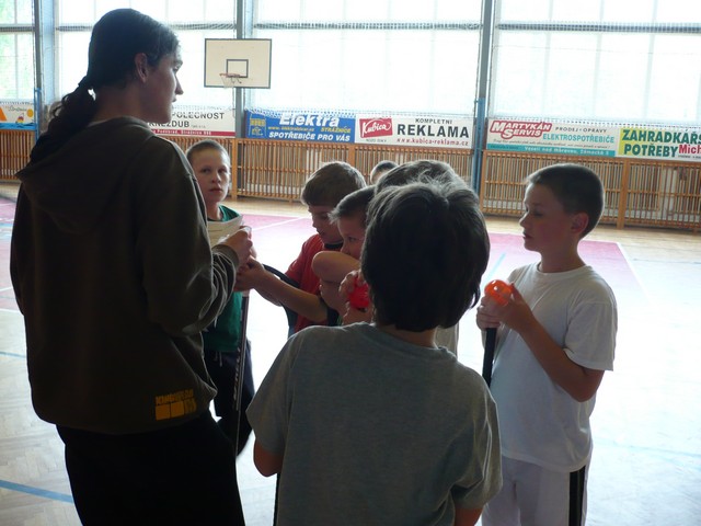 Další