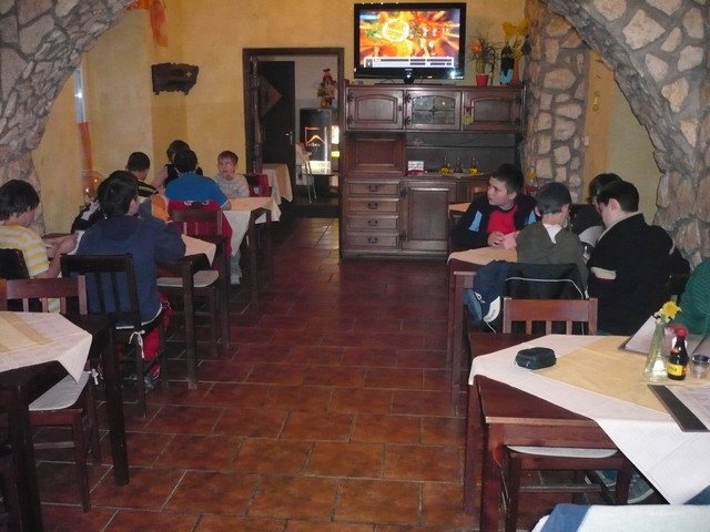 Další